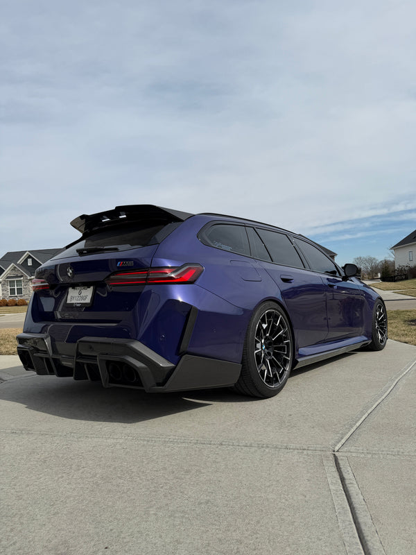 G90/G99 M5 SQ-A Style Dry Carbon Fiber Side Skirt