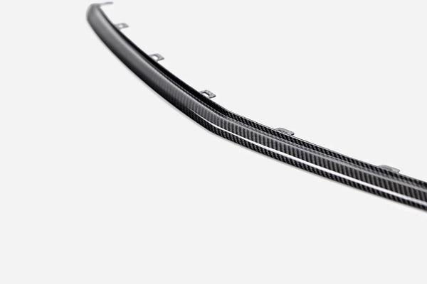 2022-2024 Cadillac CT5-V Blackwing Carbon Fiber Upper Grille Trim Replacement