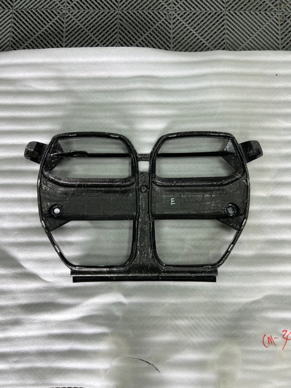 G8X V4 Dry Carbon Fiber Grill