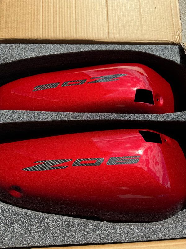 Custom Painted LT6 Intake Manifold Covers