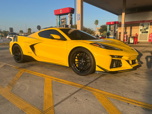 AGM C8 Corvette Z06/ERay Aero Blades (Visible Carbon/Carbon Flash Metallic)