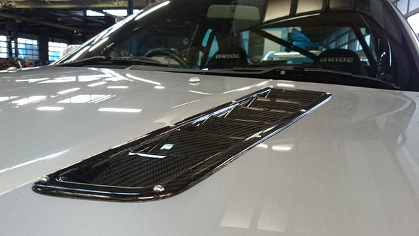 Carbon Fiber Universal Fitment Hood Vents, Long