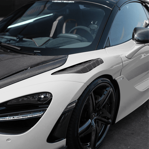 McLaren 720S Coupe or Spyder Silverstone Edition Aero Front Fenders W/ Integrated Vents. Carbon Fiber PP 2x2 Glossy