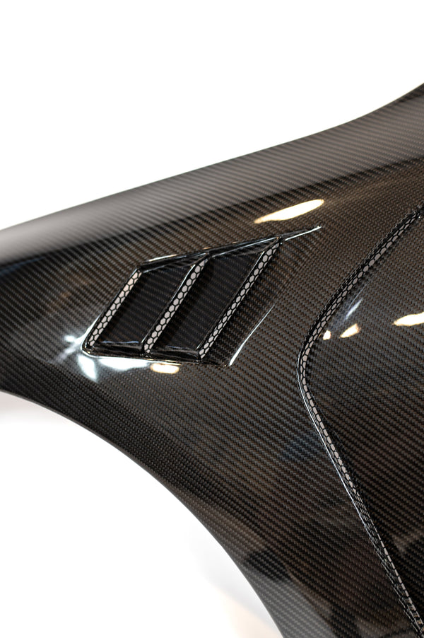 G8X Dry Carbon Fiber V2 Fenders