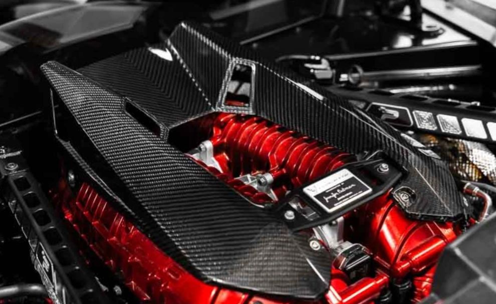 C8 Corvette Z06 LT6 Carbon Fiber Engine Cover