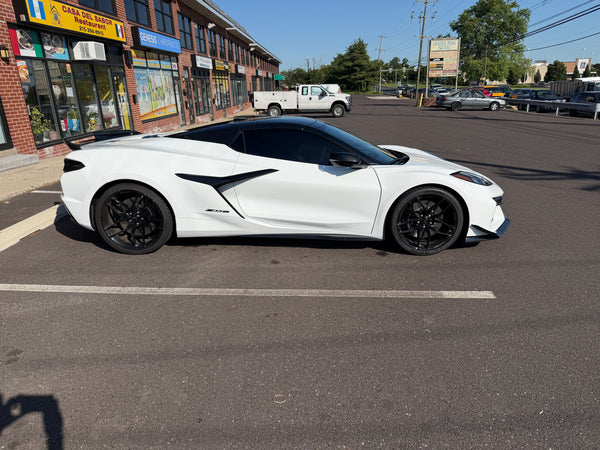 AGM C8 Corvette Z06 / ZR1 / ERay Z07 Front Splitter WITH Canards