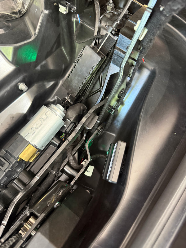 SmartTOP Top Control - Designed for Corvette C8 Stingray / ERay / Z06 / ZR1 Convertible