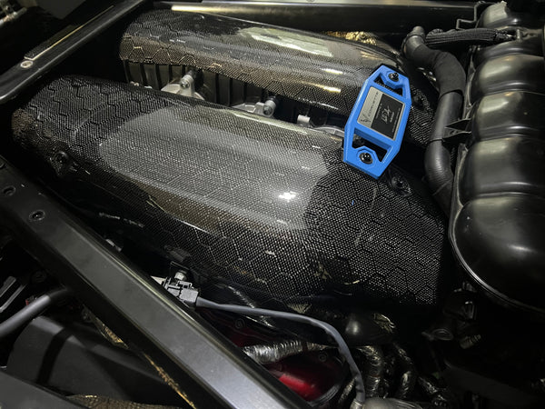 Hex Pattern Carbon Fiber LT6 Intake Manifold Covers
