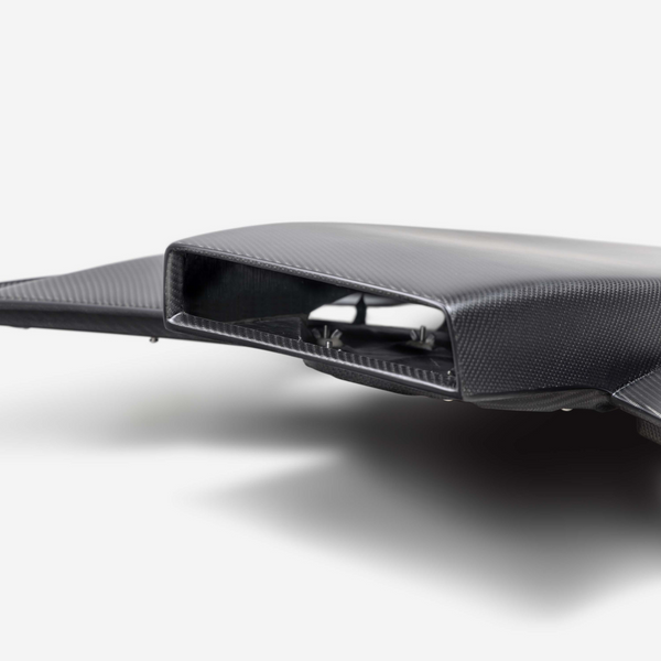 Dry Carbon Roof Scoop For 2020-2024 Chevrolet Corvette C8 Coupe