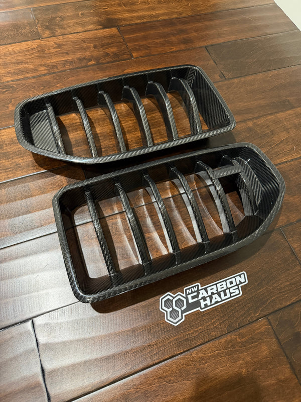 G87 M2 AD STYLE DRY CARBON FIBER GRILL