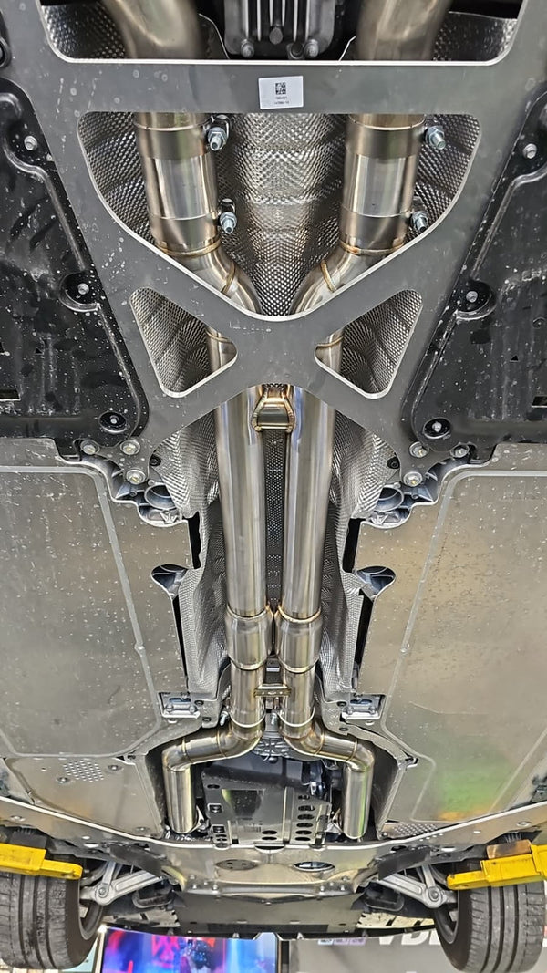 MAD BMW G90 M5 H-Pipe Midpipe Resonated
