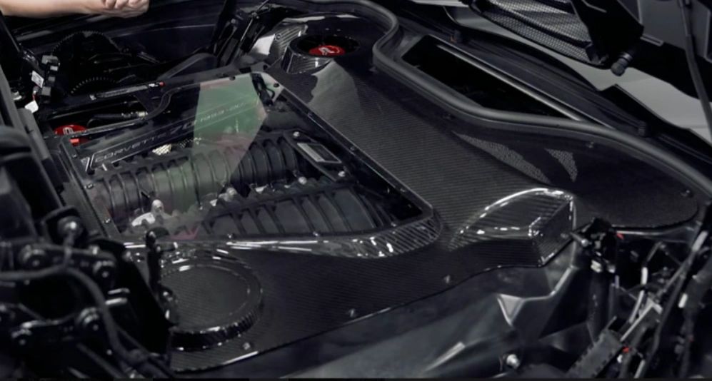 C8 Stingray/Z06/Eray Carbon Fiber Clear Engine Bay Cover - Convertible