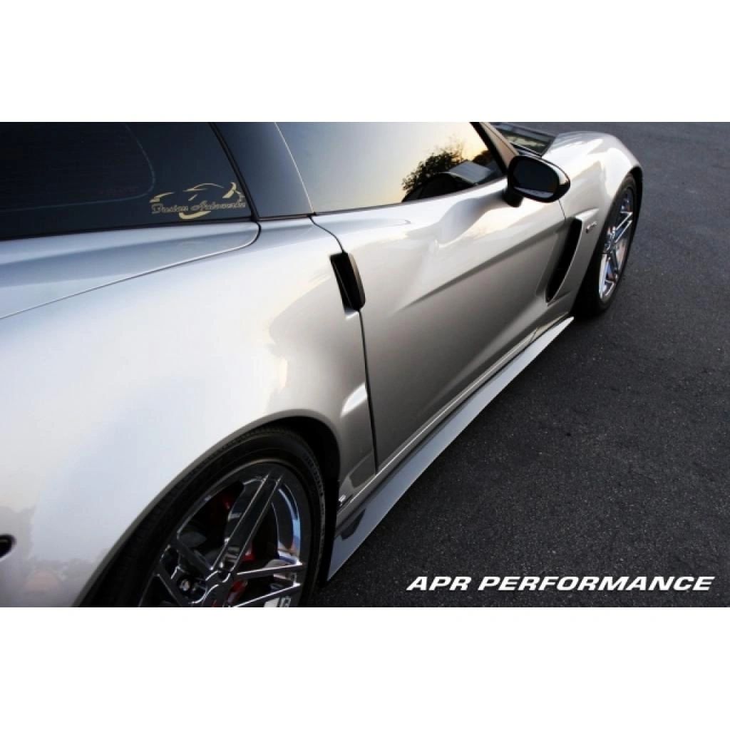 Chevrolet Corvette C6 Z06 Side Rocker Extensions/ Side Skirt 2006-2013 (Fits Z06 and GS)