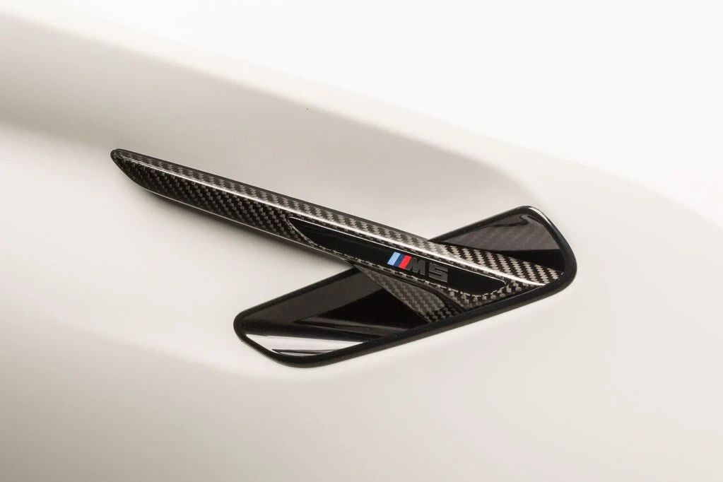 BMW M Performance F90 M5 Carbon Side Grille Set